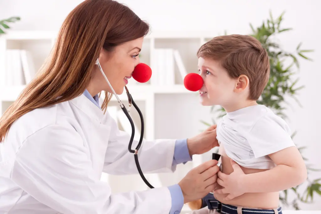 Doctor-clown checkup